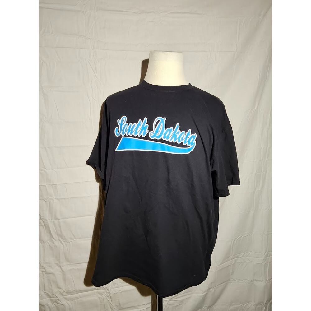 Vintage South Dakota Men's T-shirt Size 2XL